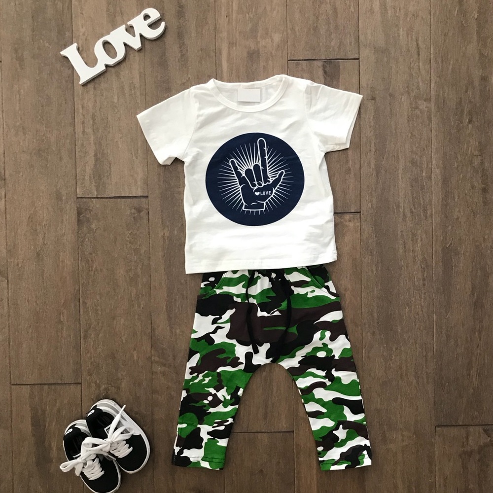 2-piece Camouflage and Love Set